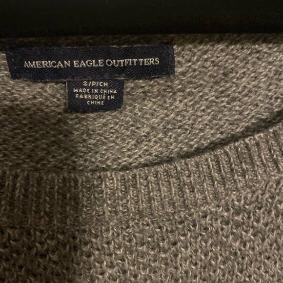 American Eagle Women’s Lightweight Ombré Sweater, Small - Picture 2 of 4